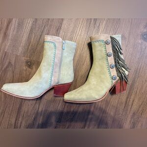 Arider Girl Brand Stylish Fringe Ankle Boots - Green